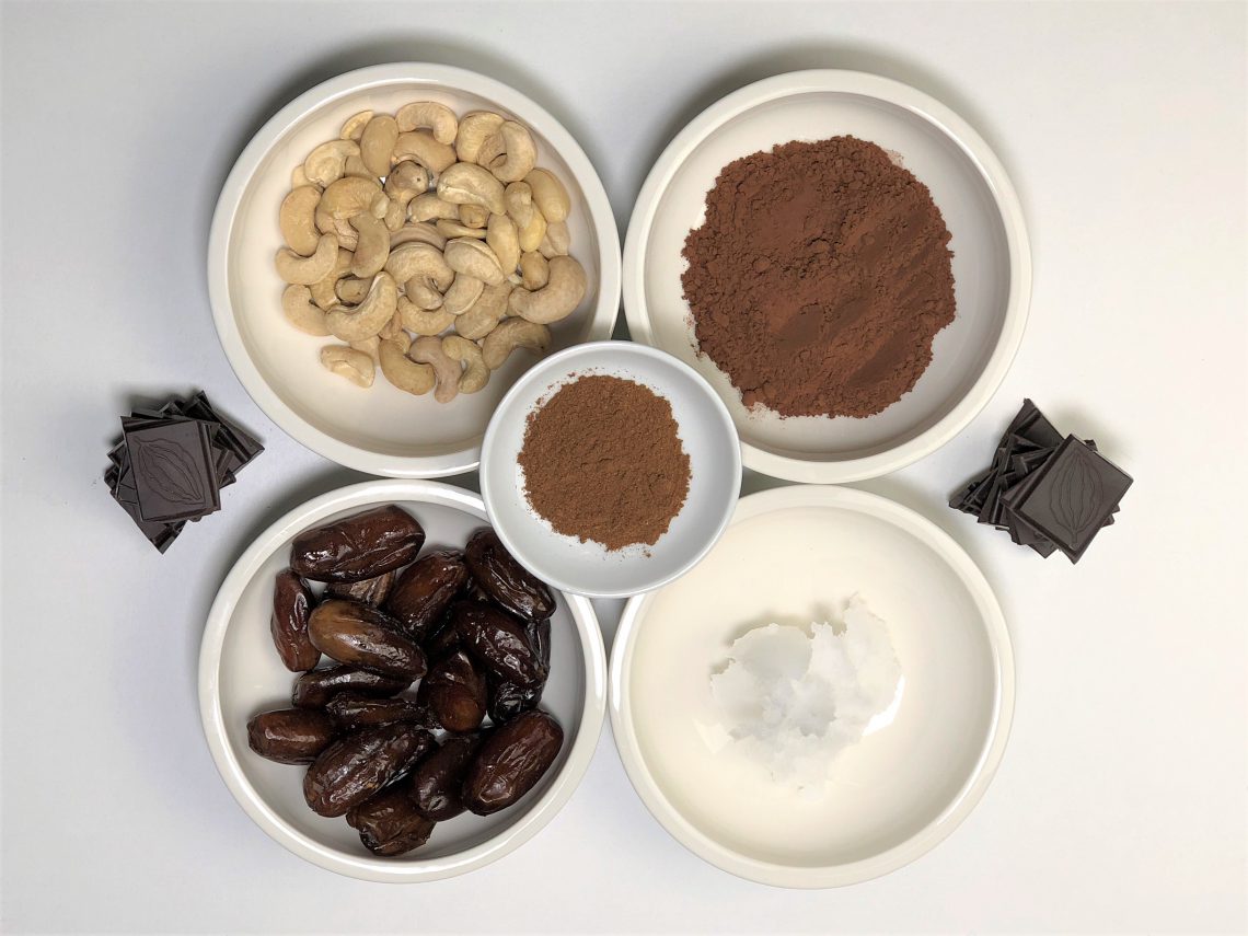 Lebkuchen-Schokoladen-Trüffel-gesunde-Süssigkeit-paleo-vegan-roh-köstlich-foodblog-rezept-kleingenuss